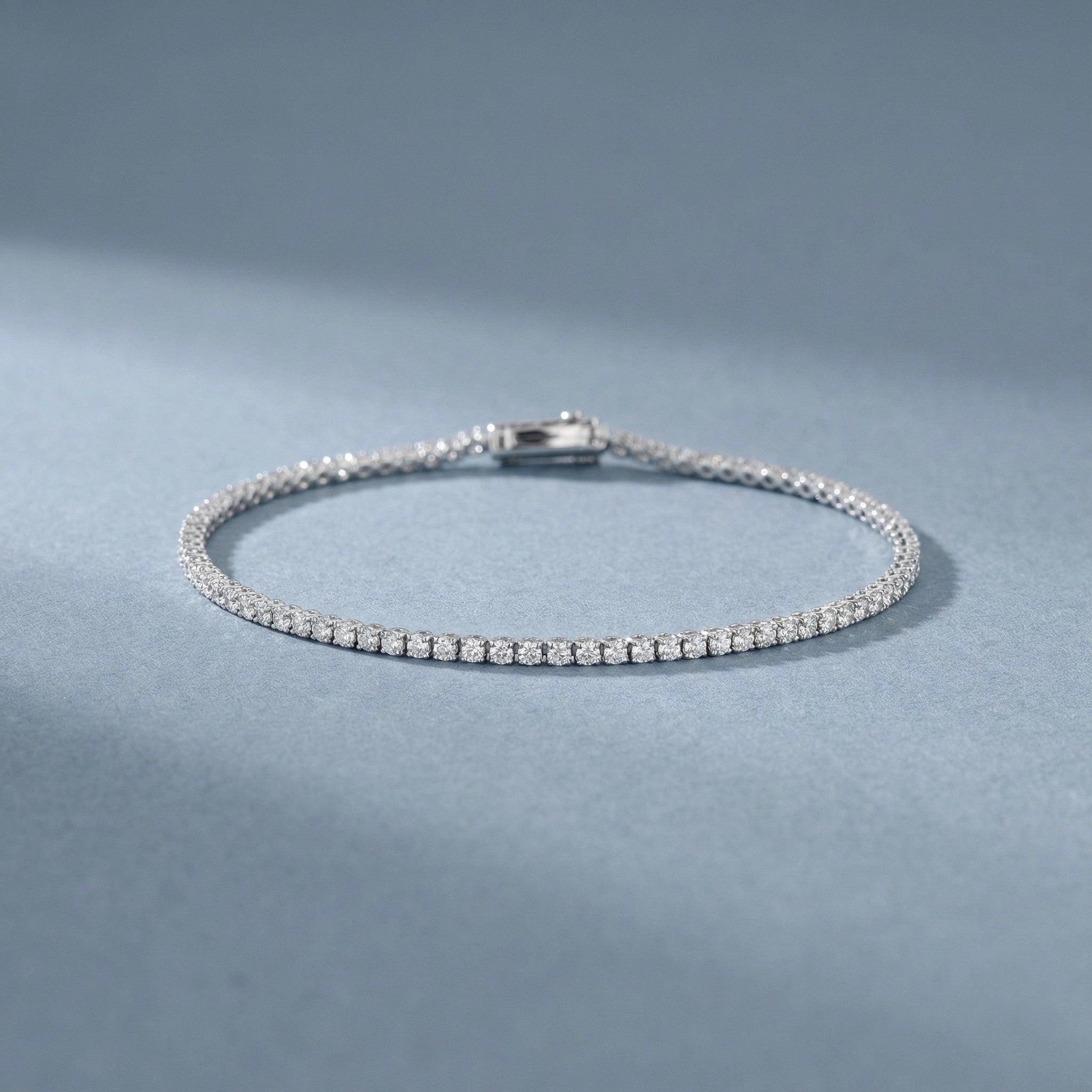 White Gold Tennis Bracelet 2.14-carat diamonds